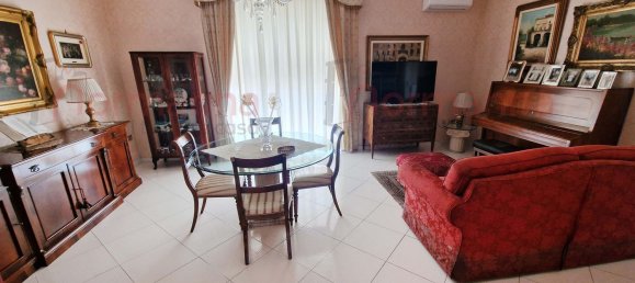 Apartamento de 7 dormitorios en Frattaminore, Italy No. 336351 2