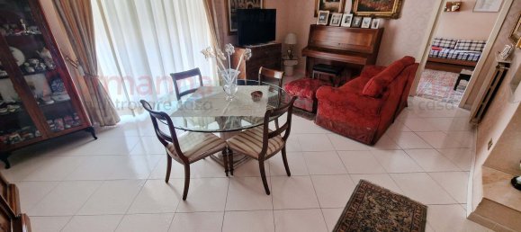 Apartamento de 7 dormitorios en Frattaminore, Italy No. 336351 3