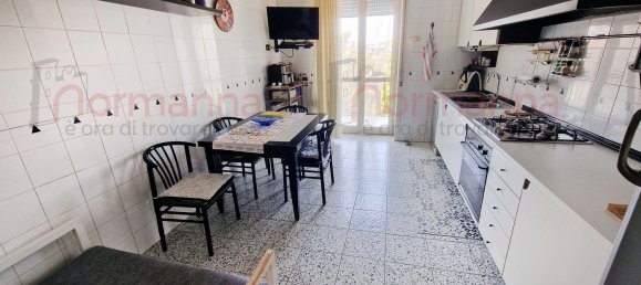 Apartamento de 7 dormitorios en Frattaminore, Italy No. 336351 5
