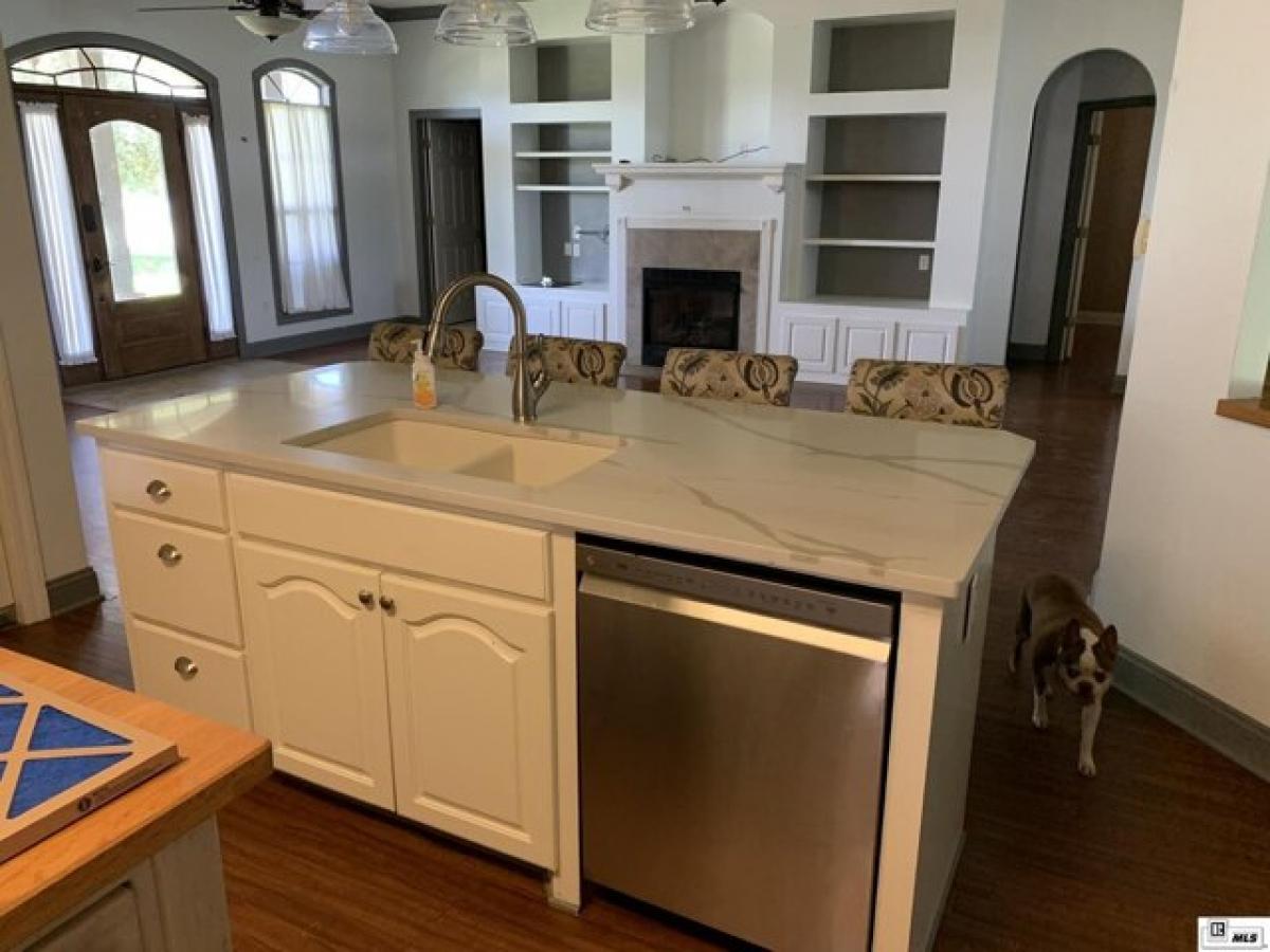 3 bedrooms House in Delhi, USA No. 388033