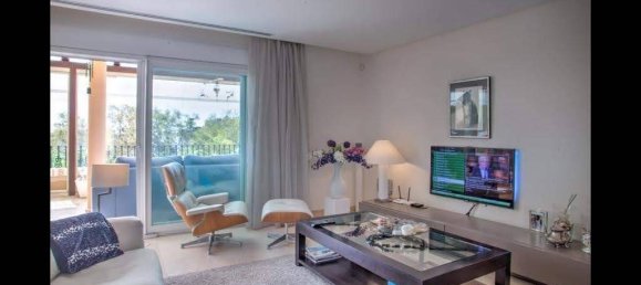 2 bedrooms Penthouse in Marbella, Spain No. 113437 6