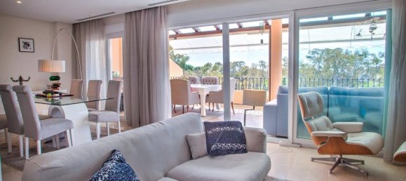 2 bedrooms Penthouse in Marbella, Spain No. 113437 4