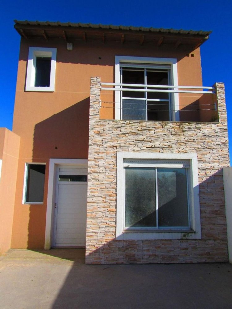 2 bedrooms Apartment in Mar del Plata, Argentina No. 93807