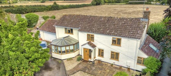 4 bedrooms House in Taunton, United Kingdom No. 13560 46