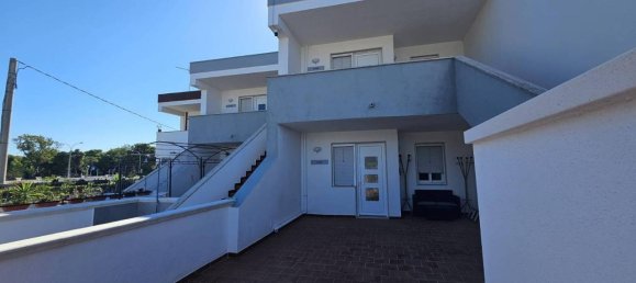 3-salle Appartement à Ugento, Italy No. 76041 2