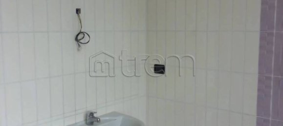 97m² Commercial property in Vanzago, Italy No. 15747 7