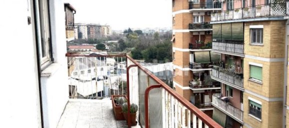 Apartamento de 2 dormitorios en Rome, Italy No. 250860 10