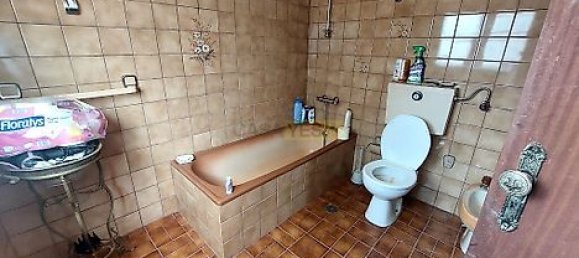 3 bedrooms House in Mosteiro, Portugal No. 32496 4