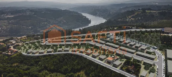 Grundstück in Vila Nova de Gaia, Portugal 1500m², Nr. 54736 2