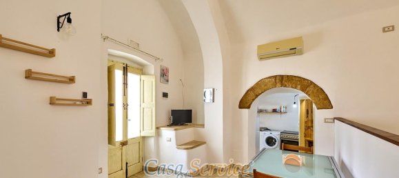 Apartamento de 2 habitaciónes en Matino, Italy No. 233044 6