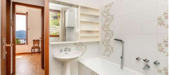 3-salle Appartement à Menaggio, Italy No. 183829 20