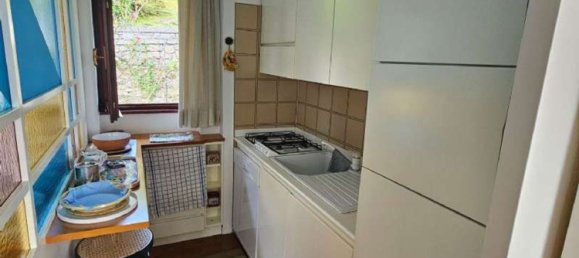 3-salle Appartement à Menaggio, Italy No. 183829 10