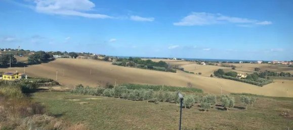 8-Zimmer Wohnung in Montemarciano, Italy, Nr. 252222 2