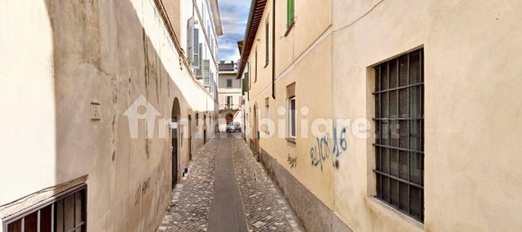 Propiedad comercial de 3 habitaciónes en Foligno, Italy No. 169881 13