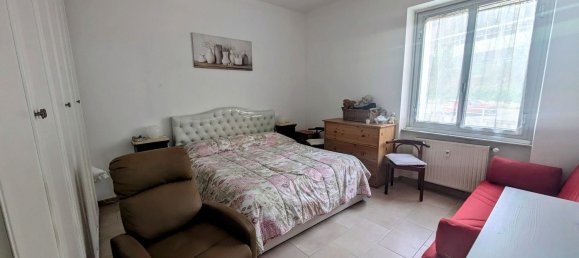 4 Schlafzimmer Wohnung in Genoa, Italy, Nr. 327479 9