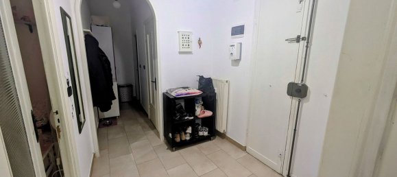 4 Schlafzimmer Wohnung in Genoa, Italy, Nr. 327479 6