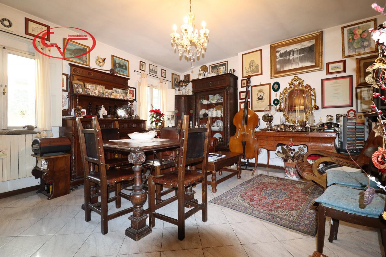 3 rooms Apartment in Montevarchi, Italy No. 230619