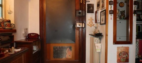 3 rooms Apartment in Montevarchi, Italy No. 230619 8