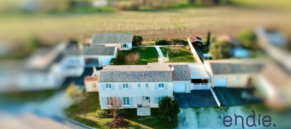 6 Schlafzimmer Haus in Surgeres, France, Nr. 342327 16