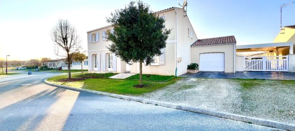 6 Schlafzimmer Haus in Surgeres, France, Nr. 342327 15