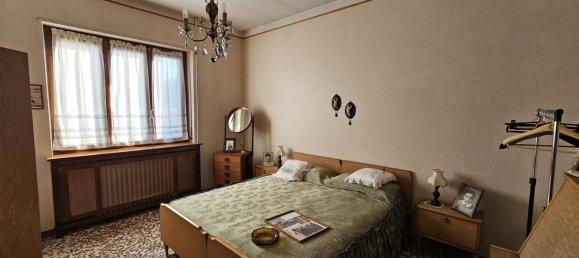 6 rooms House in Vigliano Biellese, Italy No. 58390 19