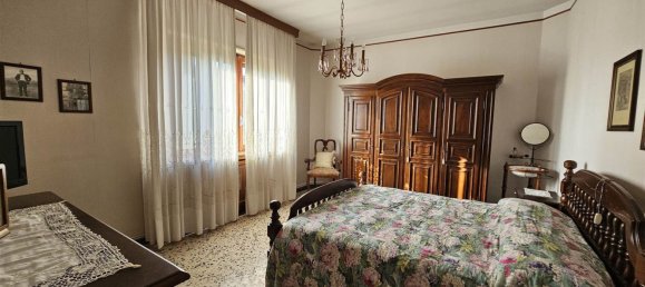 6 rooms House in Vigliano Biellese, Italy No. 58390 6