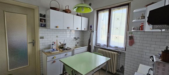 6 rooms House in Vigliano Biellese, Italy No. 58390 9