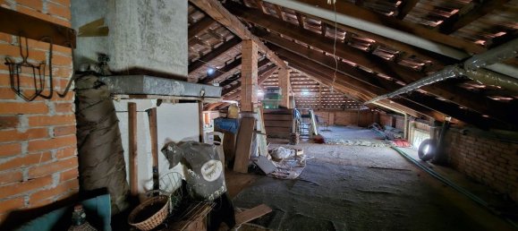 6 rooms House in Vigliano Biellese, Italy No. 58390 24