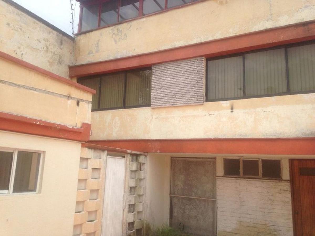 Casa de 3 dormitorios en Tlalnepantla, Mexico No. 220903