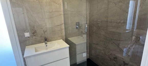 4 bedrooms House in Seixal, Portugal No. 169829 8