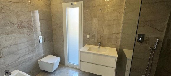 4 bedrooms House in Seixal, Portugal No. 169829 9