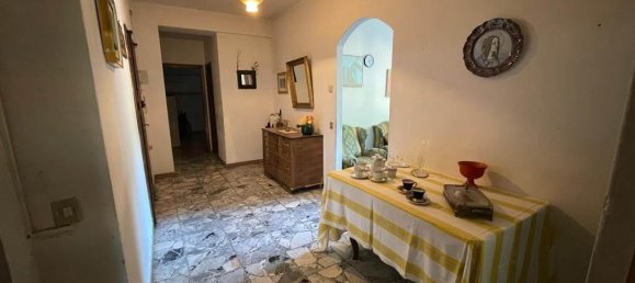 5 rooms Apartment in Città di Castello, Italy No. 124009 4