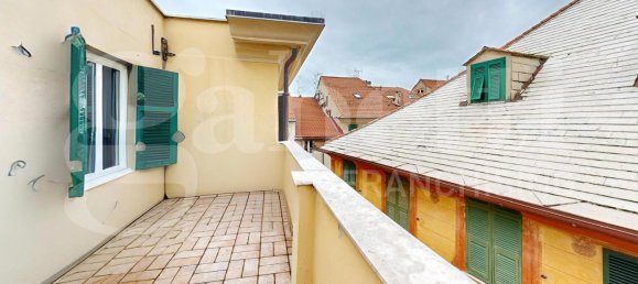 Квартира с 5 комнатами в Финале Лигуре, Италия № 53778 18