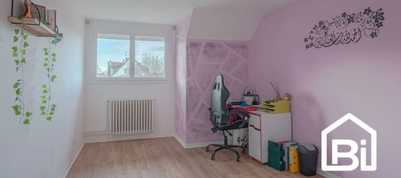 4 bedrooms House in Ifs, France No. 358880 7