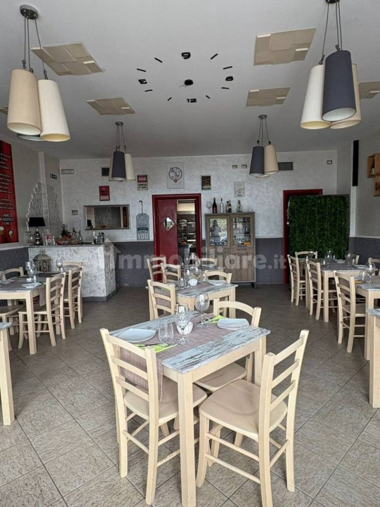 Imóvel comercial de 1 divisão em Rome, Italy N.º 388770