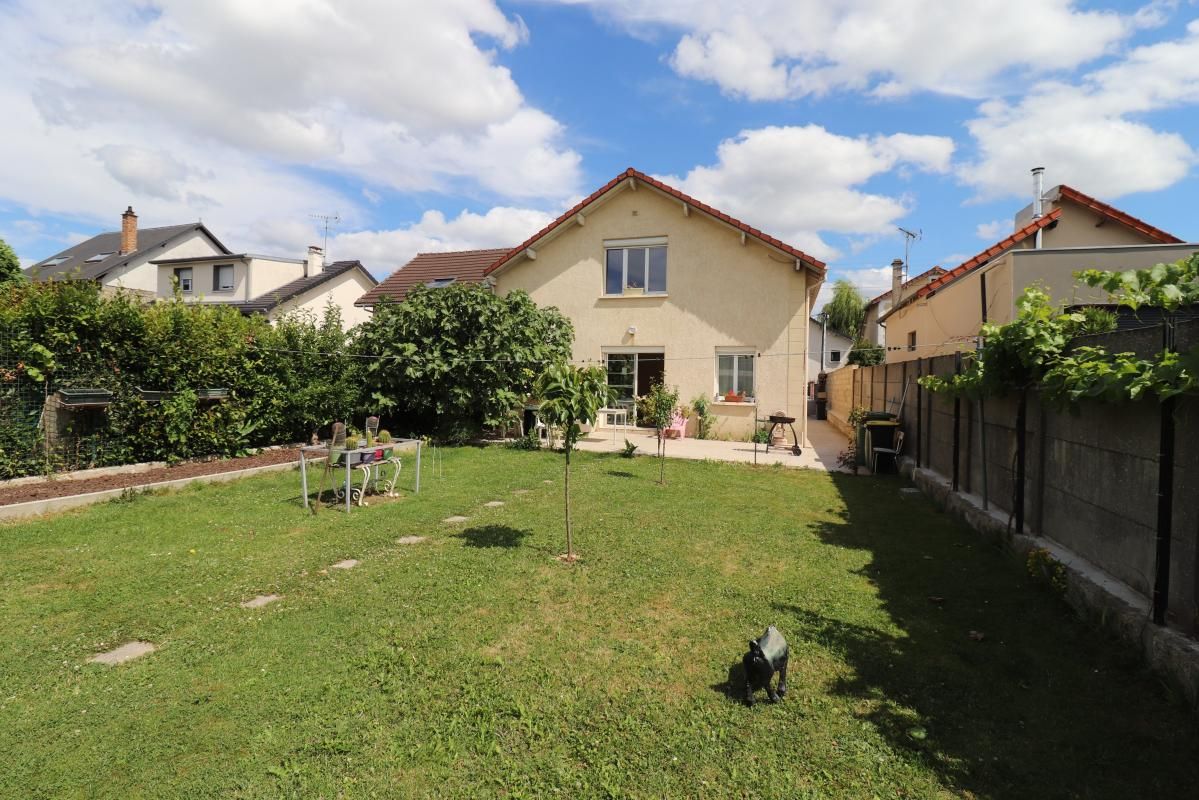 5 غرف نوم منزل في Juvisy-sur-Orge, France رقم 171011