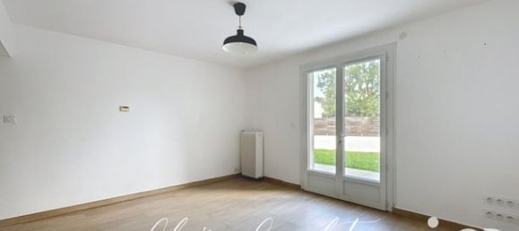 3 bedrooms House in Saint-Herblain, France No. 289499 3