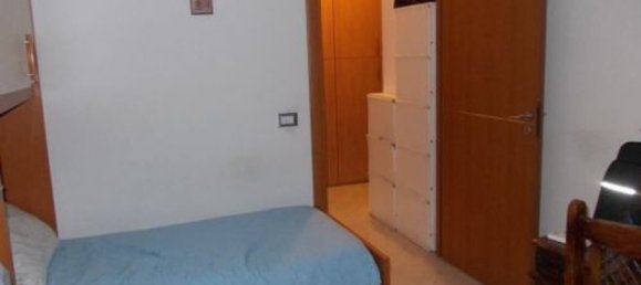 Apartamento de 3 divisões em Bollate, Italy N.º 59923 17