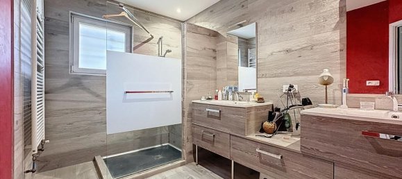 5 bedrooms House in Pyrenees-Orientales, France No. 290684 6