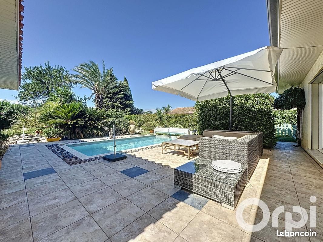 5 bedrooms House in Pyrenees-Orientales, France No. 290684