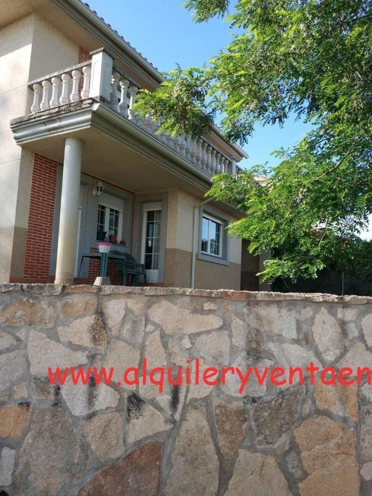 4 bedrooms Apartment in Santa Marta de Tormes, Spain No. 88642