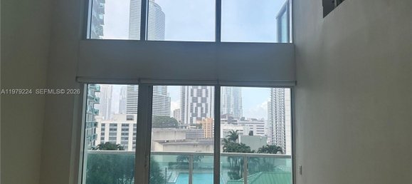 2 chambres propriété commerciale à vendre à Miami, Miami-Dade, Florida, USA № 615447 4
