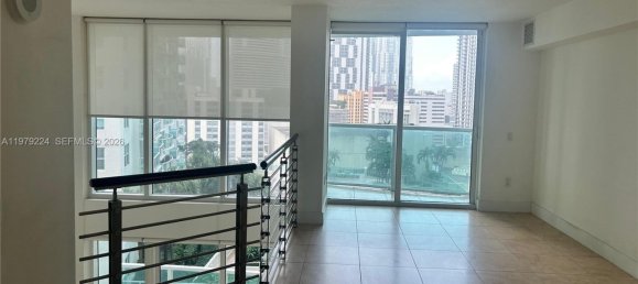 2 chambres propriété commerciale à vendre à Miami, Miami-Dade, Florida, USA № 615447 8