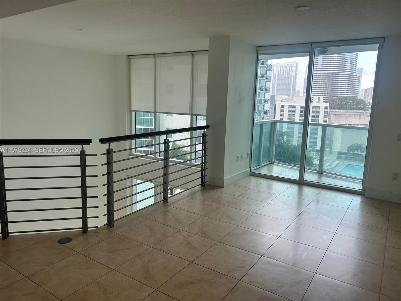 2 chambres propriété commerciale à vendre à Miami, Miami-Dade, Florida, USA № 615447
