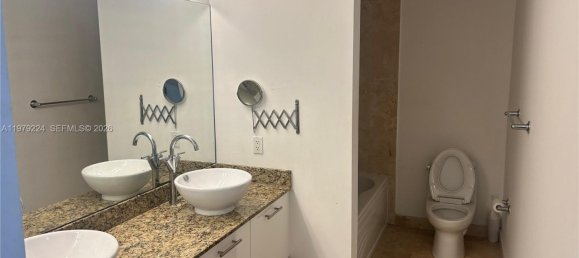 2 chambres propriété commerciale à vendre à Miami, Miami-Dade, Florida, USA № 615447 6