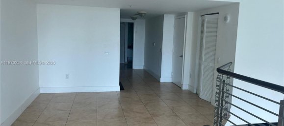 2 chambres propriété commerciale à vendre à Miami, Miami-Dade, Florida, USA № 615447 7