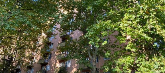 3 bedrooms Apartment in Milan, Italy No. 364974 2