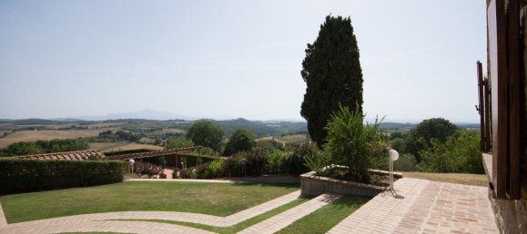 8 bedrooms House in Montepulciano, Italy No. 56060 10