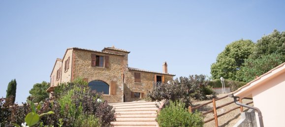 8 bedrooms House in Montepulciano, Italy No. 56060 17