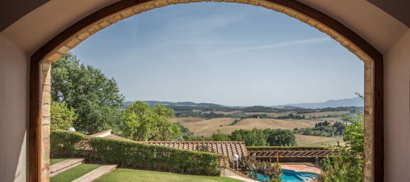 8 bedrooms House in Montepulciano, Italy No. 56060 3